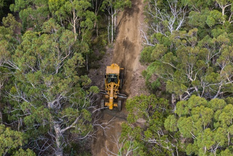 Grader-on-Ridgetop-Fire-Trail-Al-Bett.jpg